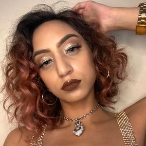 Meet your Posher, Annie